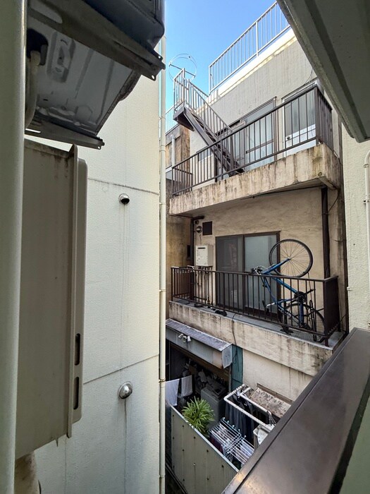 物件内観写真22　(室内からの展望)