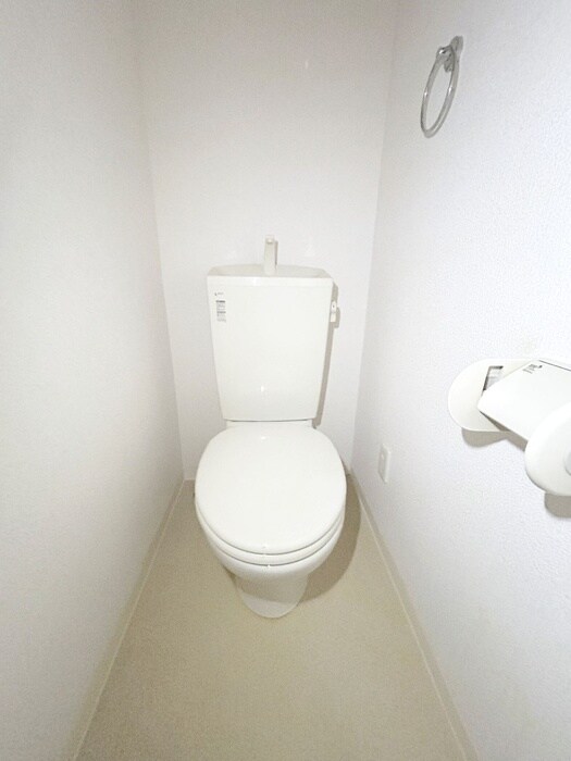 物件内観写真12　(トイレ)