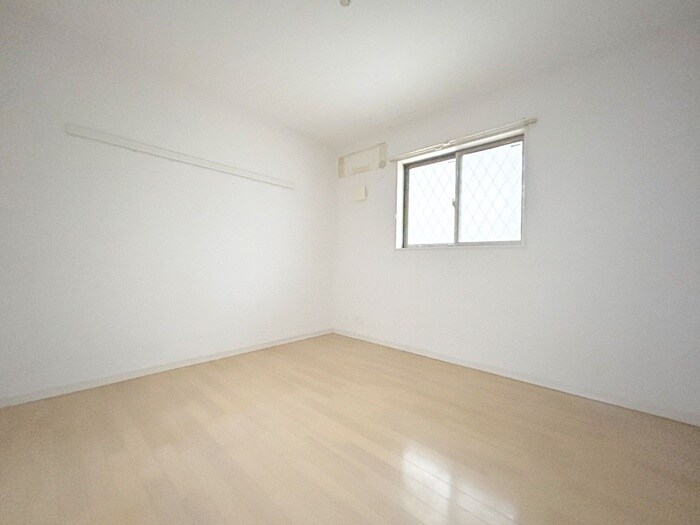 物件内観写真14　(居室)