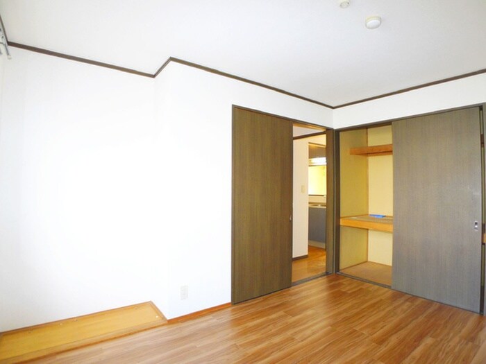 物件内観写真9　(収納)