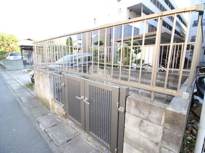 物件外観写真6　(周辺環境)