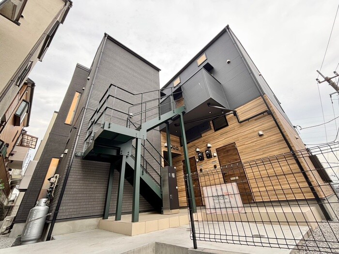 アザーレ・プラネ日吉の物件外観写真