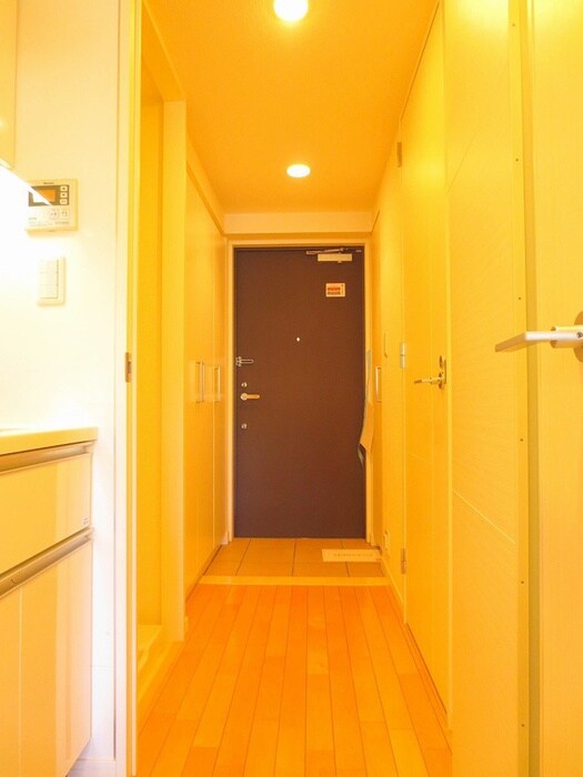 物件内観写真13　(廊下)