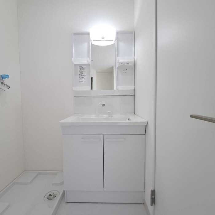 物件内観写真12　(洗面)