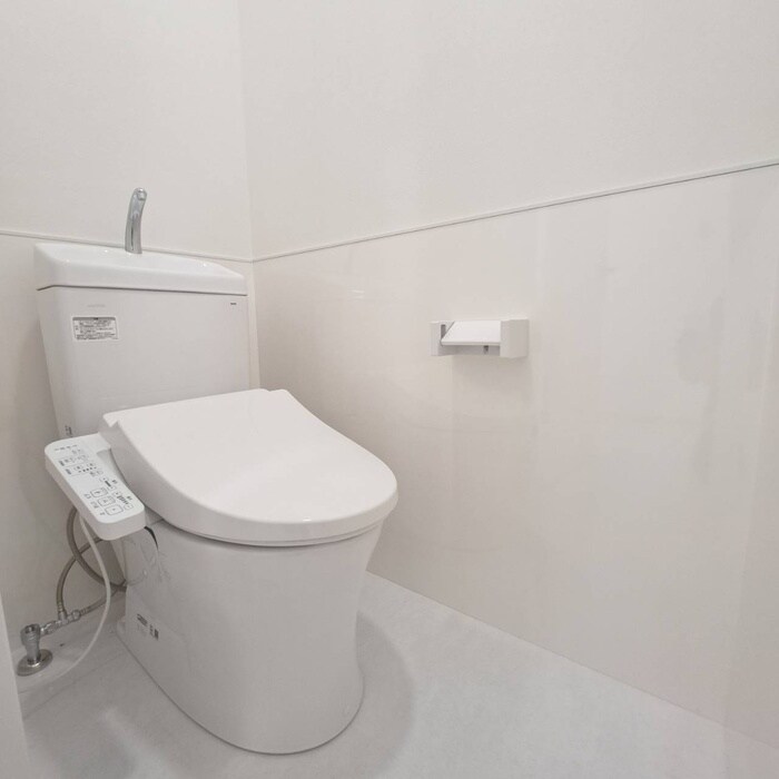 物件内観写真14　(トイレ)