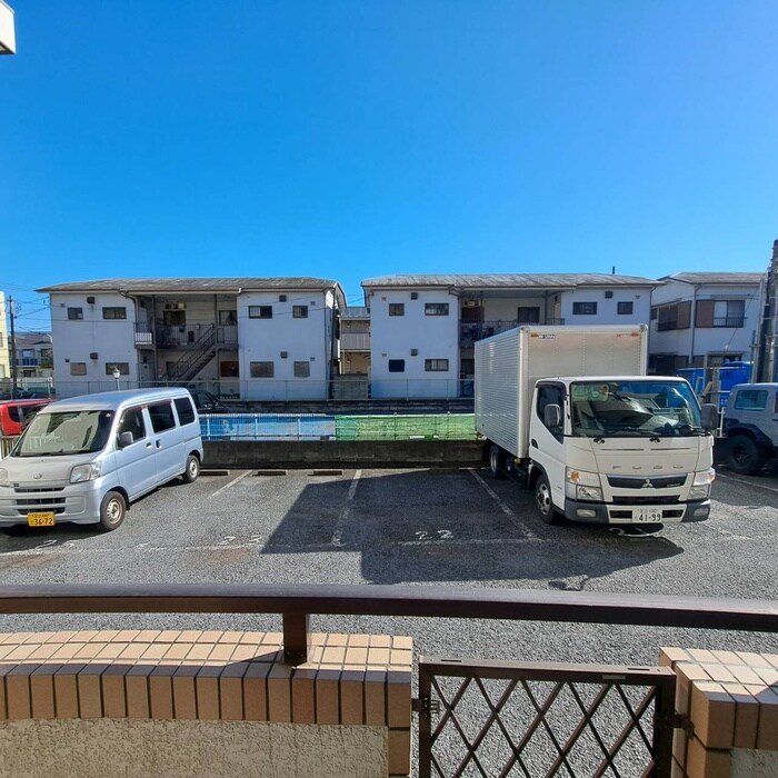 物件内観写真16　(室内からの展望)