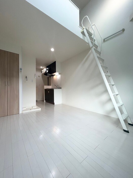 物件内観写真9　(居室)