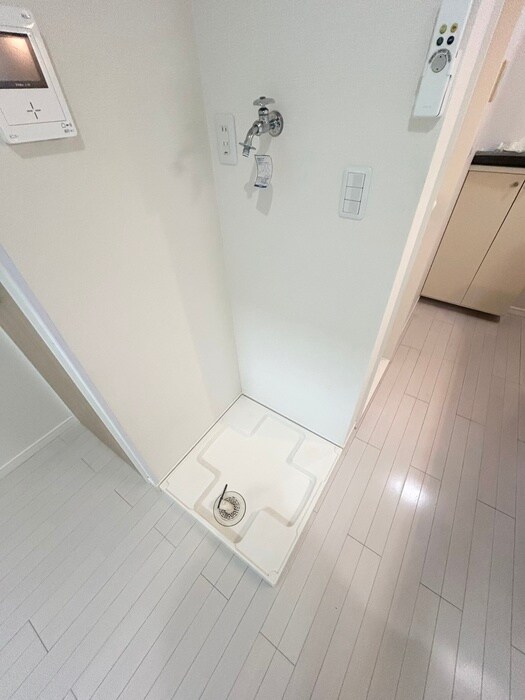 物件内観写真14　(洗濯機置場)