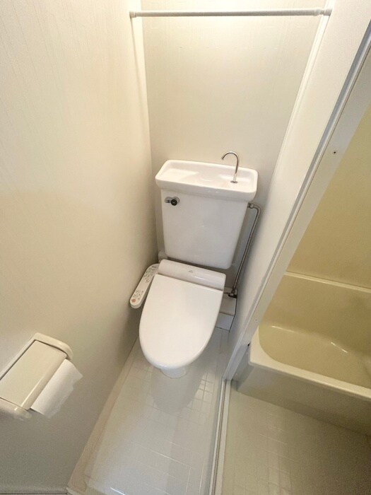 物件内観写真15　(トイレ)