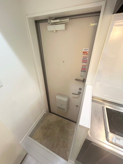 物件内観写真19　(玄関)