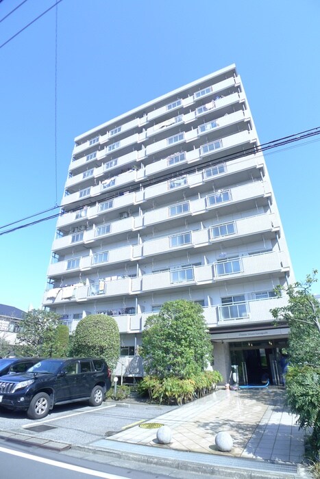 物件外観写真3　(駐車場)