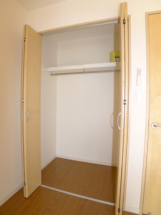 物件内観写真9　(収納)