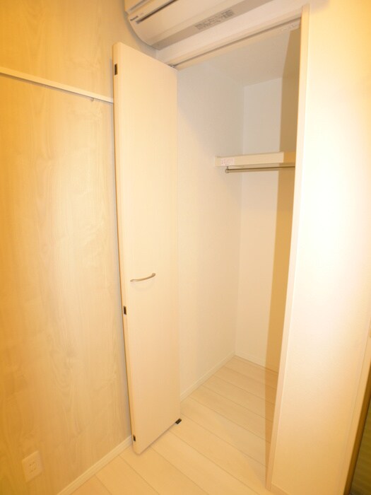 物件内観写真11　(収納)