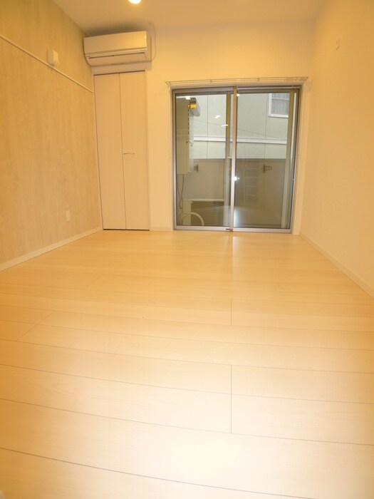 物件内観写真13　(居室)