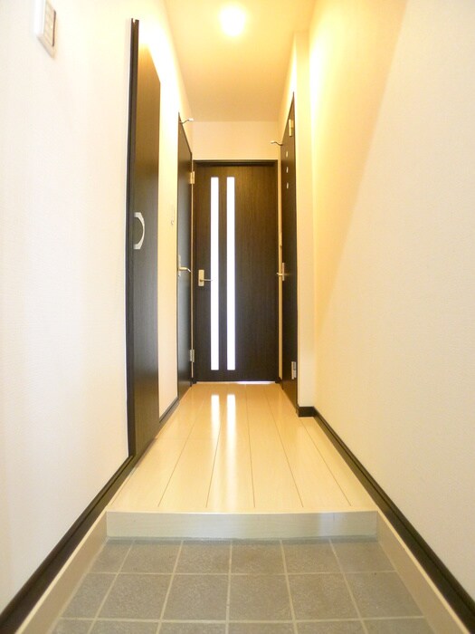 物件内観写真20　(玄関)