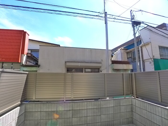 物件内観写真22　(室内からの展望)