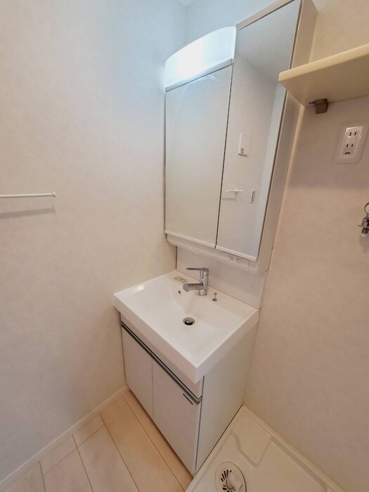 物件内観写真13　(洗面)