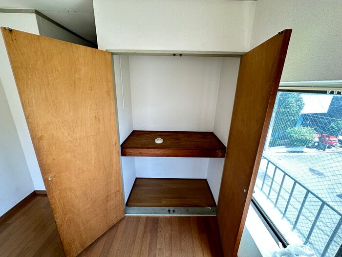 物件内観写真6　(収納)