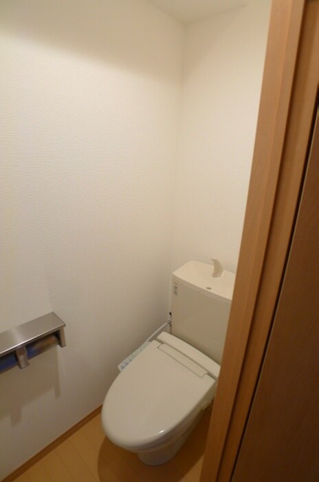 物件内観写真13　(トイレ)