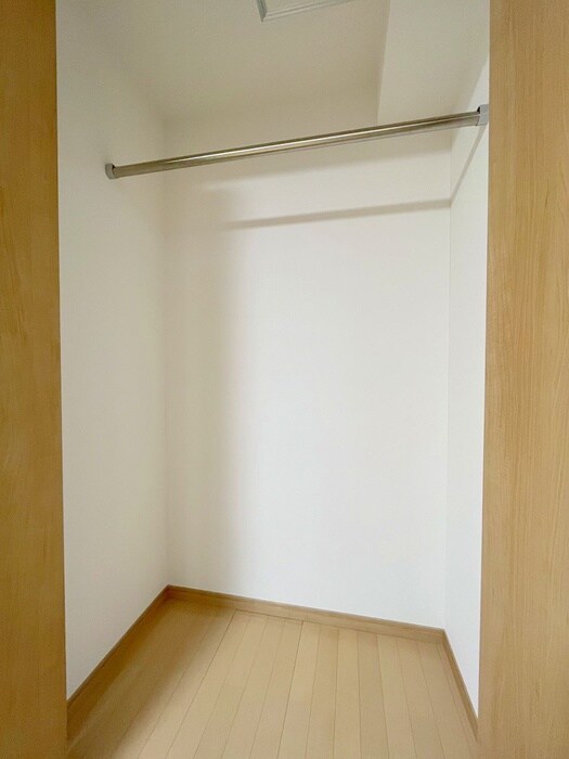 物件内観写真15　(収納)