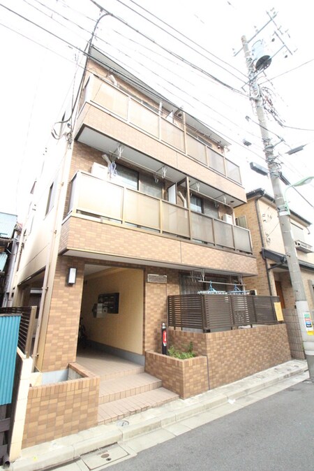 アロッジオファースト外観写真