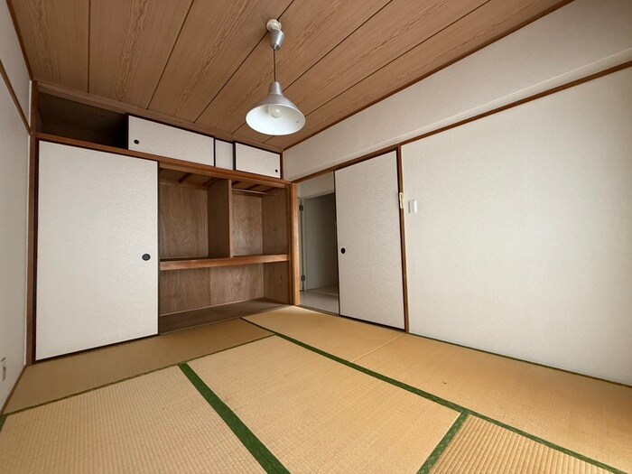 物件内観写真8　(居室)