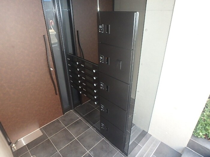 物件外観写真6　(建物設備)