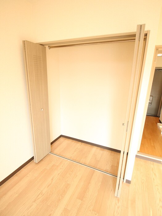 物件内観写真15　(収納)