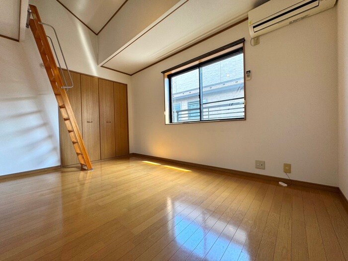 物件内観写真7　(居室)