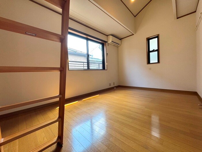 物件内観写真10　(居室)