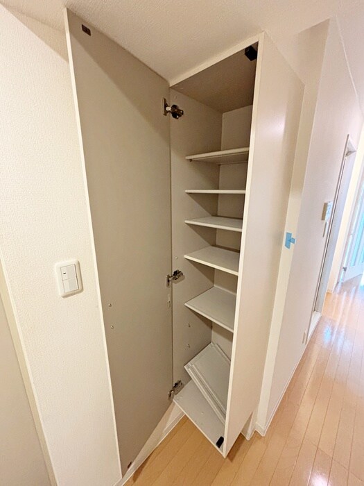 物件内観写真19　(靴箱)