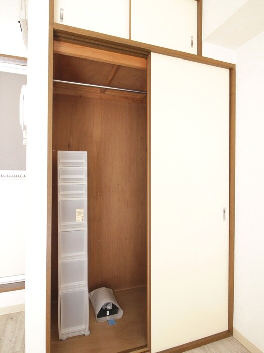 物件内観写真13　(収納)