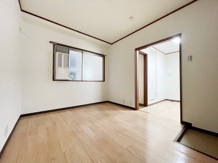 物件内観写真8　(居室)