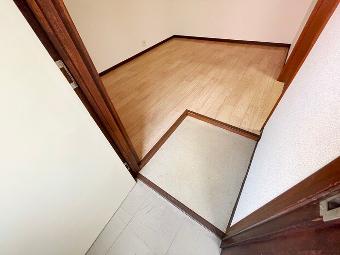 物件内観写真22　(玄関)