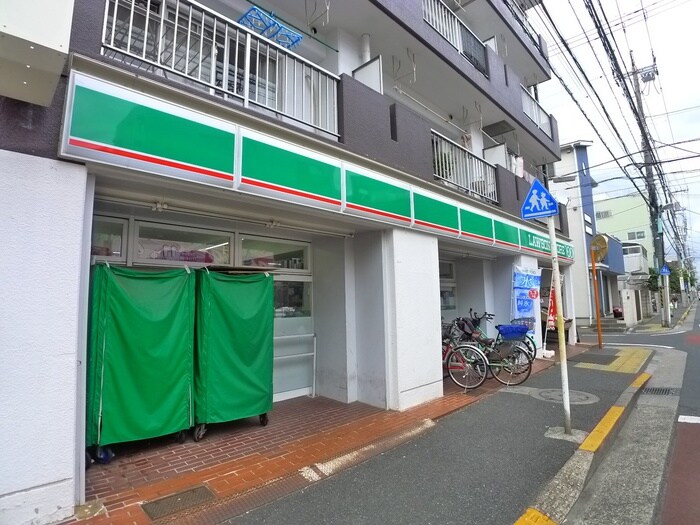 ローソンストア100