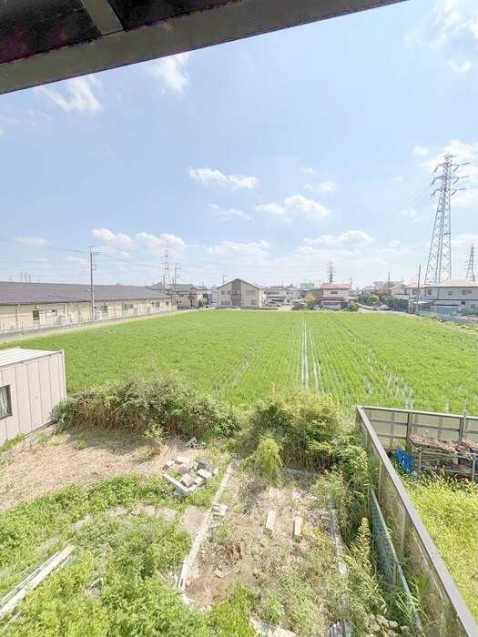 物件内観写真11　(室内からの展望)