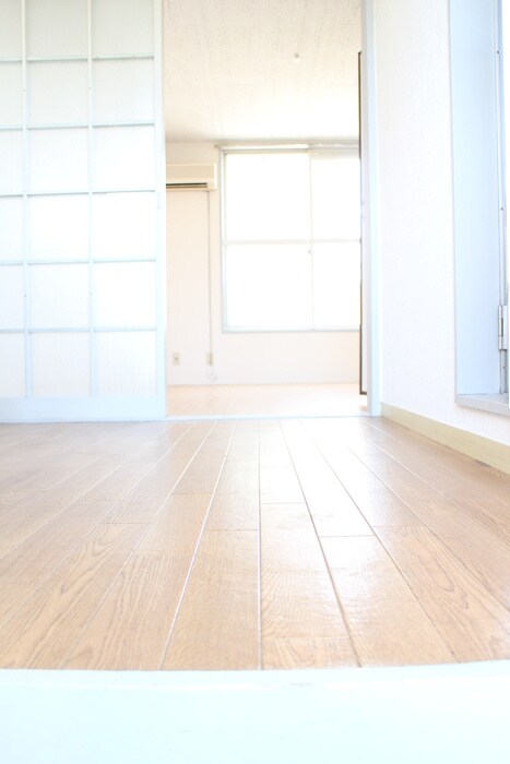 物件内観写真7　(玄関)