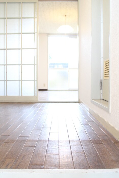 物件内観写真8　(玄関)