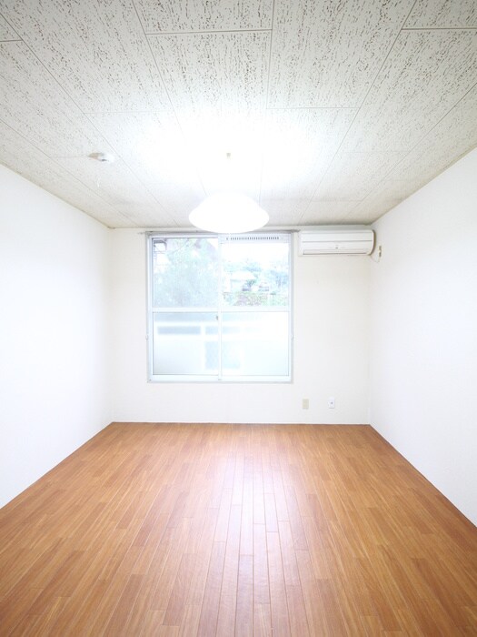 物件内観写真15　(居室)