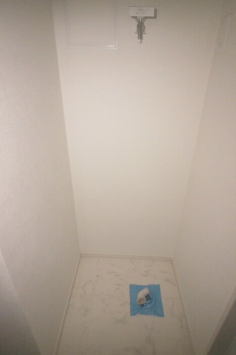 物件内観写真15　(洗濯機置場)