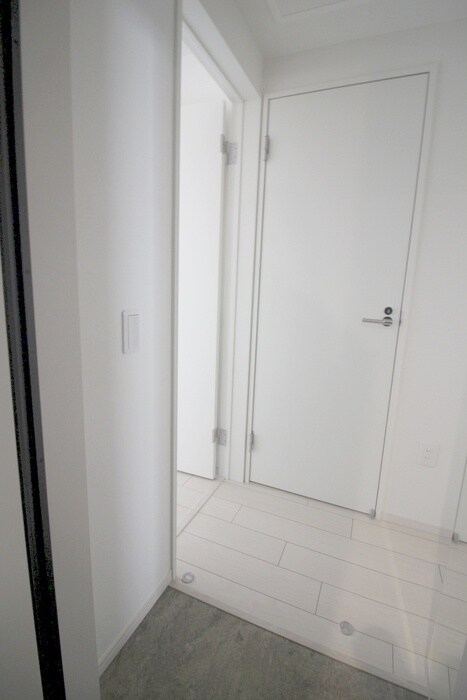 物件内観写真17　(玄関)