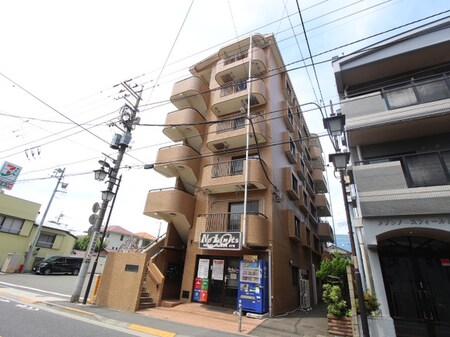 ベル片町外観写真