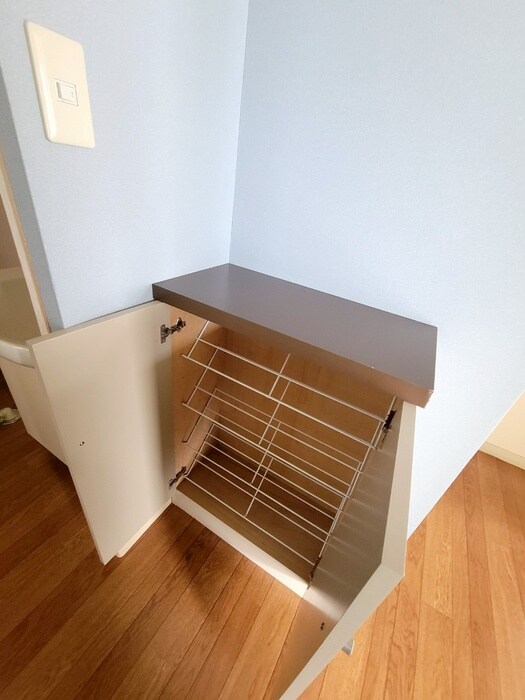 物件内観写真13　(靴箱)