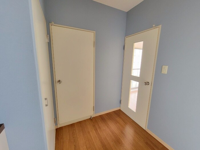 物件内観写真20　(廊下)