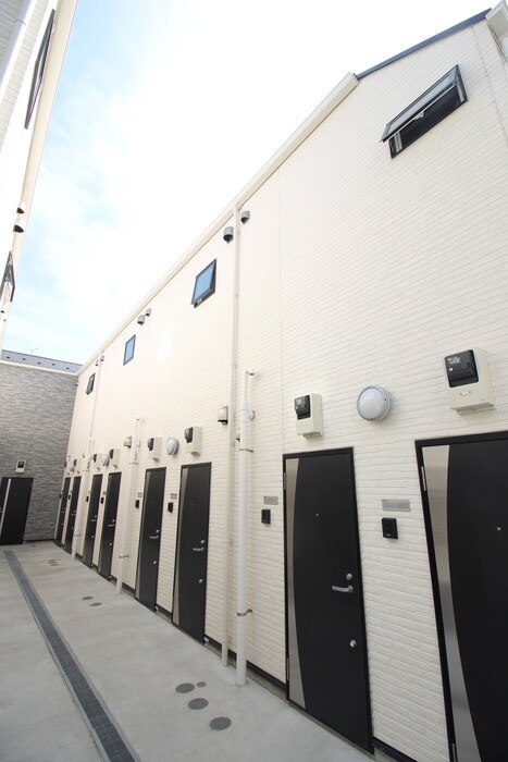 物件外観写真2　(外観写真)