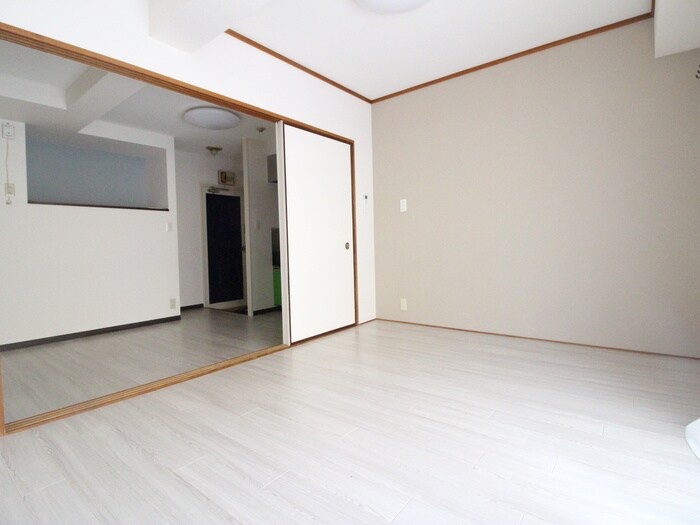 物件内観写真19　(居室)