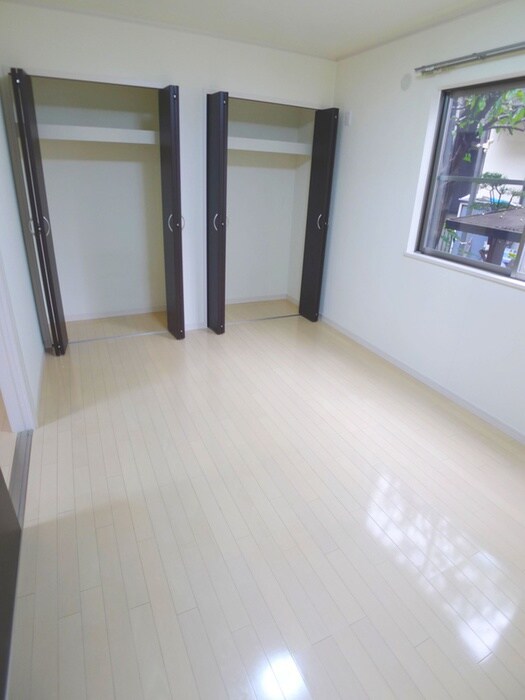 物件内観写真21　(居室)