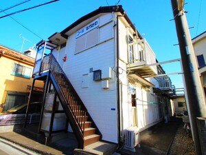 コ－ポナガサワ外観写真