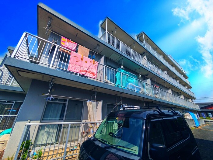 物件外観写真4　(エントランス部分)