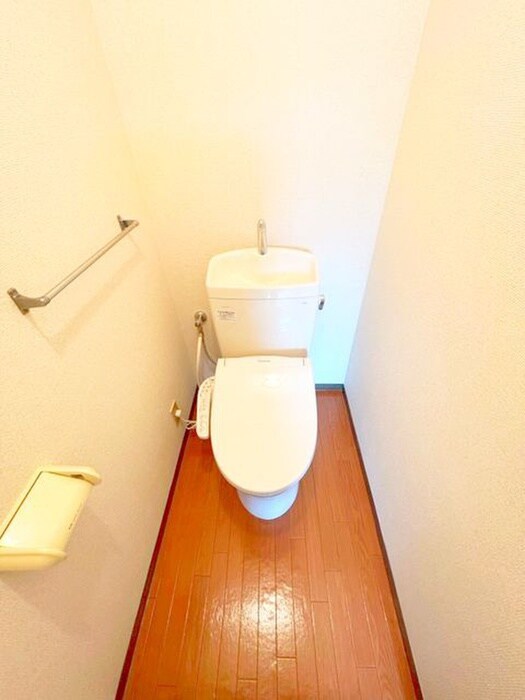 物件内観写真11　(トイレ)